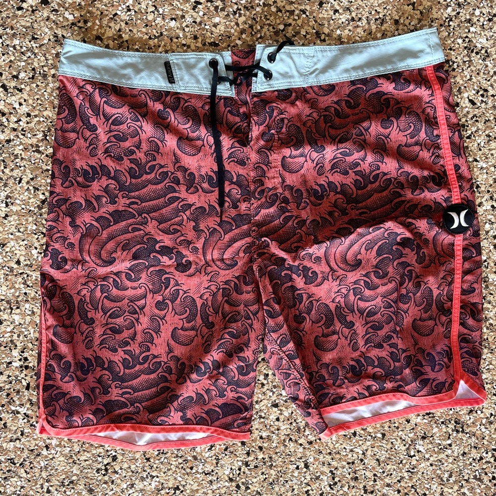 Men’s Hurley swim shorts